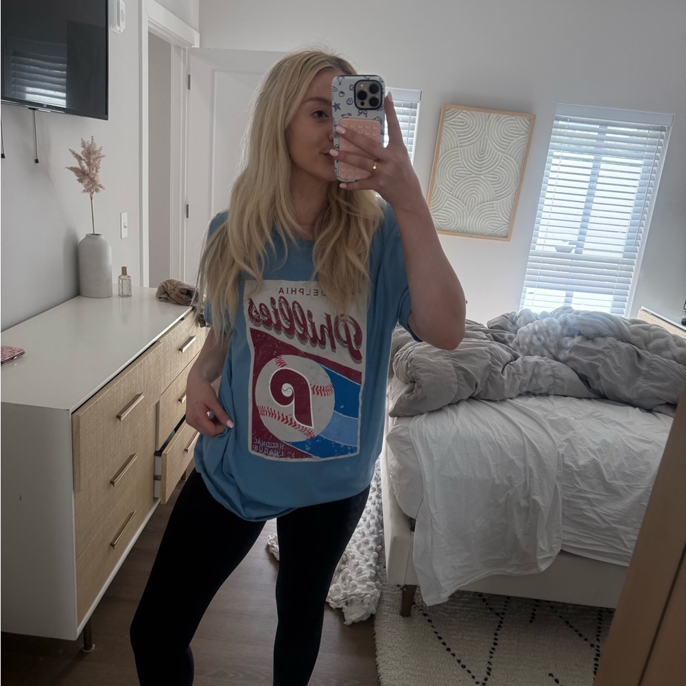Phillies NWT new era tee L - Picture 6 of 6